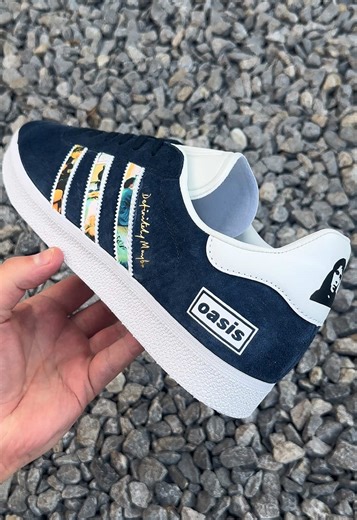 Adidas x Oasis Definitely Maybe ✌️#Oasis #Liamgallagher #Noelgallagher #Fyp #rocknroll