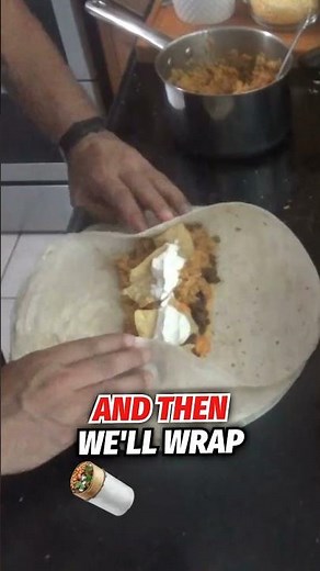 Grilled Cheese Burrito (Taco Bell Copycat) – Cheesy, Crunchy, Loaded Perfection! 🌯🔥