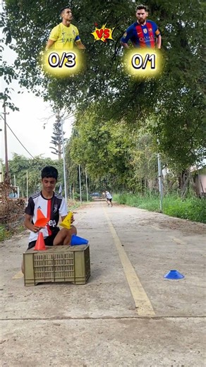 Ronaldo flip the cone & Messi collect the one marker Ronaldo Vs Messi Challenge ⚡🔥#football #ronaldo