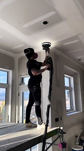 More rough sanding with the festool! Now that we got enough practice, we’ll only be taking it out for final sands! 👌🏻 Happy New Year everyone! ☺️😊@Festool Canada @Festool 💚