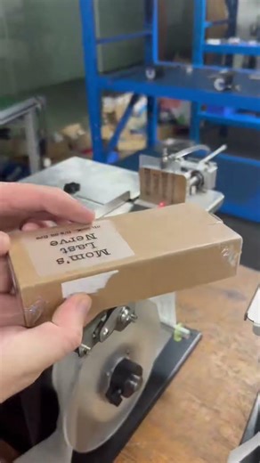 flat surface label applicator, manual fast operation