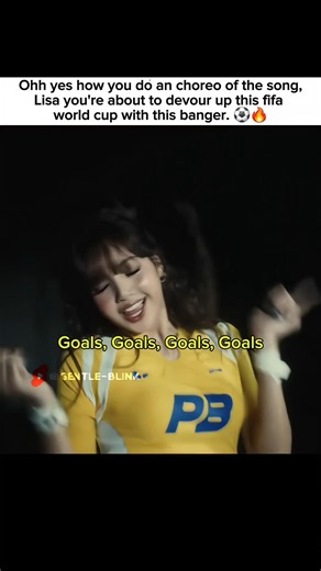 Lisa dancing skills in goals 🔥💀 #blackpink #블랙핑크 #lisa #리사 #shorts