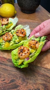 Mango Avocado Salat mit Chili Garnelen #kochen #Rezept #schnellerezepte #foodtrend #foodsharing #gesundessen #rezeptideen #lecker #einfacherezepte #rezepte #instafood #recipe | kitchenachim