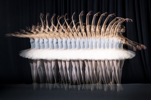 Photographer shines light on stroboscopic technique — Harvard Gazette