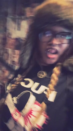 helpmygirlfriendisdead (@helpmygirlfriendisdead)’s videos with original sound - StreamerSzn
