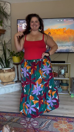 dress to impress. #bodysuit #skirt #floral #curvyoutfitideas #confidence