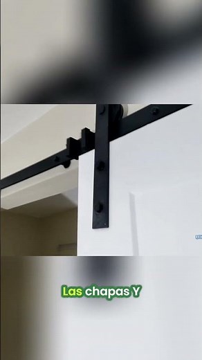 Sliding barn door: Easy installation and spectacular results #handyman