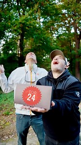 Joshinator on Instagram: "Tür Nummer 24 😍🔥 Ihr seht bei uns täglich ein Pre-Unoxing des @betterfishingde Adventskalenders, da ihr es kaum abwarten könnt. Keine Sorge wir spoilern nicht zu viel 🙏🏽 Gewinnen könnt ihr natürlich jeden Tag auch etwas. Wer noch noch keinen Kalender hat, sollte sich unbedingt schnell noch einen sichern bevor sie ausverkauft sind ☝🏽! Mit dem Code ,,Joshiboost" bekommst du sogar noch ein Geschenk im Wert von 20€ auf meinen Nacken 🫶🏼 Hier noch mal ein paar hard Fac