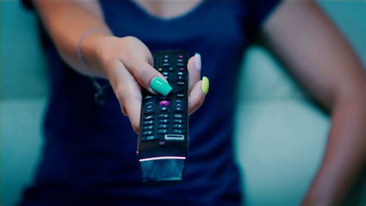 Tubi TV Spot, 'No Credit Cards, No Passwords'