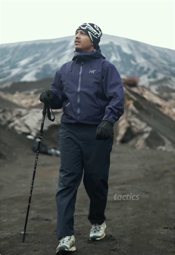 Rekomendasi Jaket Arc'teryx yang Tahan Cuaca