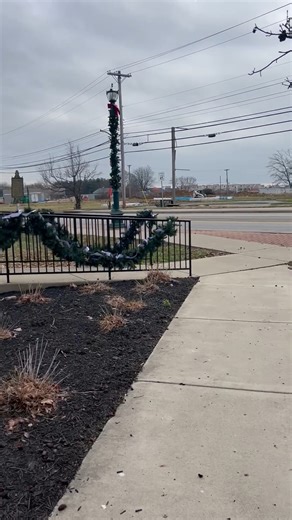 Ease into your Saturday morning with the relaxation that comes with a trip to Little Mount Lavender Company in Simpsonville. 😌 | Visit ShelbyKY