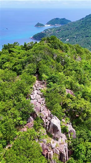 Every detail in perfect harmony. A villa designed to live with nature — balanced, modern, and sustainably built. 🌿🏡 📍 Discover harmony in luxury living. #LuxHarmony #SustainableLuxury #SmartInvestment #LuxuryVilla