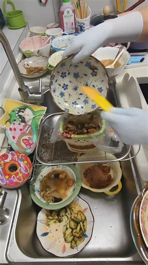 Oddly Satisfying Dish Washing ASMR 🧼🤩 | Relaxing Cleaning Routine #shorts