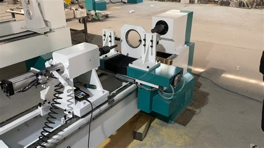 How to adjust a standard lathe? Quick loading and machining of Roman columns. If you want to know more informations, you can visit our website: https://www.stylecnc.com/wood-lathe/ Have questions? Reach out to us! Email: export01@stylecnc.com WhatsApp: 8618953172667 Website: www.stylecnc.com | CNC Wood Turning Lathe