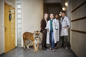 HP : la série OCS ouvre les portes de son hôpital psychiatrique