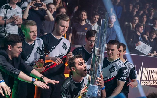 SKT vs G2，拿了一个赛季的冠军！