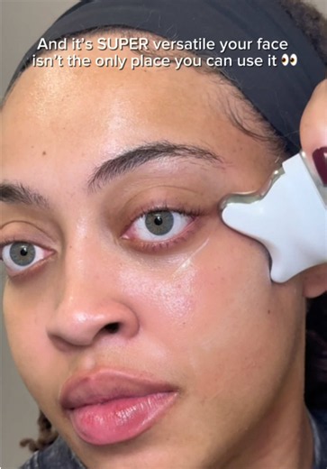 One cream, SO many ways to use it ✨ It comes in a big size compared to similar products from other brands, making it perfect for your face AND full-body gua sha routine #vtcosmetics #retinal #skincare #bodycare #darkspots @VT Cosmetics US