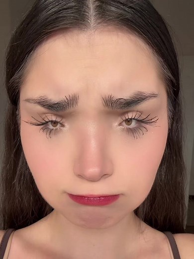 Mastering the Small Eyes Filter Trend