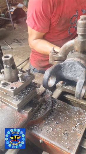 revisar alineacion yugo cardan en torno | HELCO