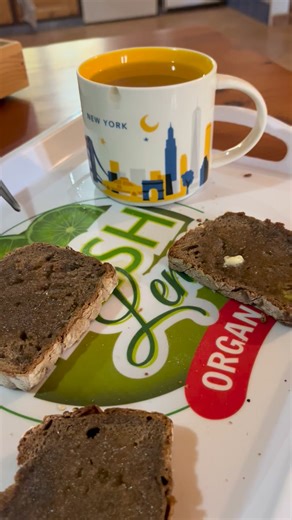 Good morning world. | Pipoo&Chico