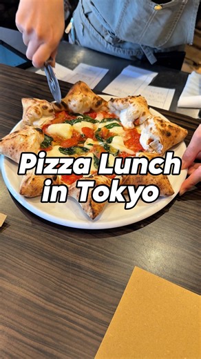 blake on Instagram: "One of my fav pizzas in Tokyo 🍕 Popped into La Stazione DELLA PIZZA for lunch today. They’re usually crowded, but I walked in around 11:30 and was able to get a seat at the counter. You can get a pizza and a drink for around ¥1200. If you want the Don Peppe (the one I got) it’s an additional ¥1200, but so worth it 😋 📍La Stazione DELLA PIZZA 🚃 Jiyugaoka Station #pizza #tokyo #lifeinjapan #japanlife"