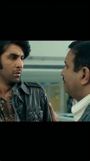 @i.4ryan on Instagram: "韩国正在测试一种能够“捕捉空气声音”的新型声能板。 这些面板能够吸收地铁、汽车、人群说话产生的噪音,把看似无用的杂音转化成电能。 当声波撞击面板时,会产生微小的振动,内部的压电层随之变形并生成电荷。 每一次车流的呼啸、每一声脚步回响、甚至商场里的背景音乐,都能成为能量来源。 在首尔最繁忙的地铁站,一天的噪音足以点亮数百个LED、为传感器供电,并储存在微型电池中。 这种技术让“噪音”不再只是污染,而是城市的隐藏电力。 未来,城市越嘈杂,能源就越充沛。 #知识 #你知道吗#科技#创新 #热门 技术 实验 绿色能源未来城市 韩国"