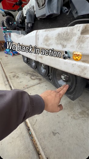 Pan Dynamikz Audio Solutions Llc on Instagram: "Part 2 : Taramps MD3000 for my front grill mids @tideaudioshop 😎🙌🔊 full active setup now !"