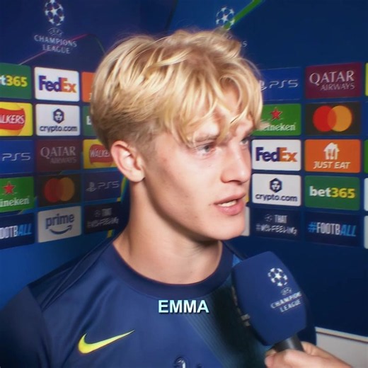 i need to learn text 😭 sdt: @alyah🍓 @may ac: @kirkkyy cc: voidparkr #lucasbergvall #tottenhamhotspur #sweden #worldcup #fineshyt