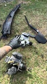 Brake actuator and pump on 2013 Prius v #mechanic #mechaniclife #car #carrepair #toyota