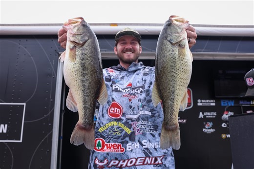 GALLERY: Weighing them up on Day 1 at Lake of the Ozarks - Major League Fishing