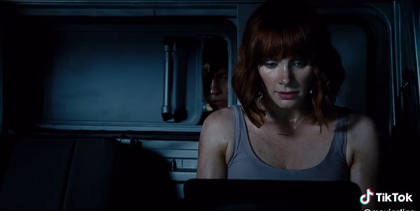 Raptor Recon - Jurassic World (2015) - TM & © #UniversalStudios Owen (Chris Pratt) and the raptors hunt for the Indominus Rex. Click the link in bio to watch the full movie. #jurassicworld #jurassicpark #jurassic #chrispratt #brycedallashoward #movieclips