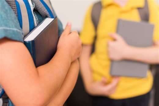 Ministerio de Educación habilita plataforma para consultar pensiones en colegios de Ecuador; se puede denunciar