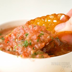 This tasty low carb salsa recipe is quick and easy to make for healthy snack or appetizer! Five minutes and five ingredients is all you need for flavorful homemade salsa. Try it with cheese crisps or low carb tortilla chips! Keto Low Carb Tortilla Chips Recipe (Gluten-Free) => https://www.wholesomeyum.com/recipes/low-carb-tortilla-chips-keto-gluten-free/ FULL RECIPE FROM Wholesome Yum - Low Carb Recipes HERE => https://www.wholesomeyum.com/homemade-salsa-with-fresh-tomatoes-and-cilantro/ | Whole
