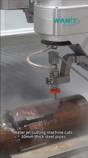 Water jet cutting machine cuts 10mm thick steel pipes