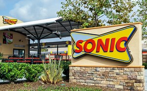 Sonic Workers Leave Note Saying the 'Whole Store Has Quit' Due to 'Terrible Management'