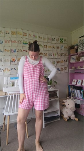 I dusted off the sewing machine and turned an unused towel into something new and fun for summer. ☀️ I’ve always loved this print, so it’s nice seeing it come to life as an outfit instead of sitting in a cupboard! Feeling inspired again — maybe matching outfits for me and the kids next? 🧵💖 Love being creative in different ways and seeing where it takes me. ✨ #HandmadeWithLove #SewingProject #UpcycledFashion #SewingInspiration #MumLife #CreativeMama #SummerStyle #SewingFun #DIYOutfit #MadeByMe 