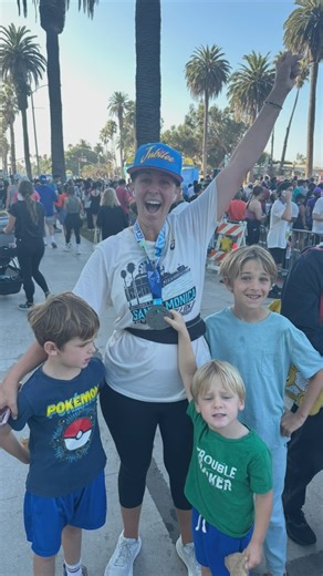 I just ran my first 10K, the Santa Monica Classic! I’m on a health journey after having 3 kids and it’s so hard. It’s difficult to find the time, and the energy and to put yourself first. I’ve been squeezing in runs and training and going sweaty and gross to meetings which I try to cover up with a clean blazer and deodorant in hopes that no one in the meeting gets too close to me 😂, I’ve been missing some kids drop offs and sometimes not seeing them before school which I feel guilty about. I’ve