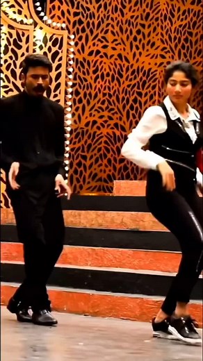 Sai pallavi | Sai Pallavi and dhanush dance practice Follow👉 ★ ★ @saipallavi.senthamarai ★ ★... | Instagram