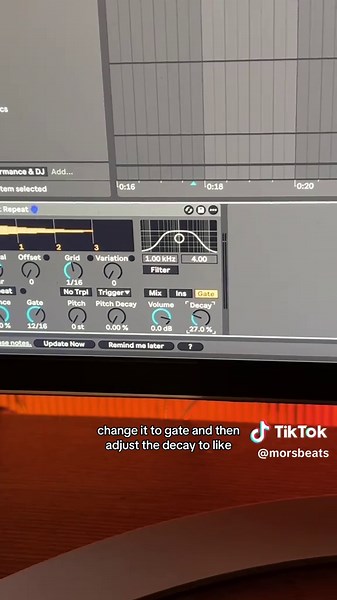 Beat repeat is honestly one of my favourite stock ableton devices 🫡 #ableton #abletontips #vocaltricks