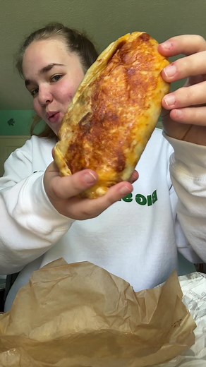 Taco Bell Mukbang: Trying New Menu Items!