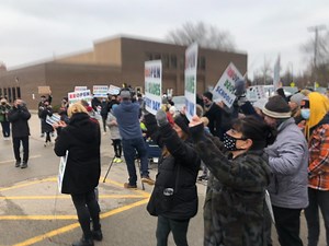 D-205 Approves Plan For Full In-Person Learning