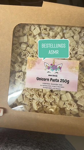 Ein wenig Einpack ASMR #einpacken #asmr #asmrvideo #paking #onlineshop #madewithlove #momlife #workingmom #switzerland #swissmom #swiss #fyp #fy #fürdich