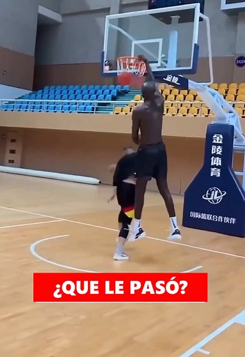 La razón de la salida de Tacko Fall de la NBA