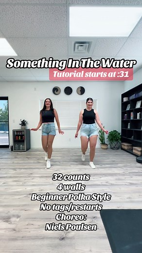 Something In The Water line dance TUTORIAL with a song switch! Dance info: 32 counts 4 walls No tags/restarts Beginner Choreo: Niels Poulsen Song: Moves Like Jagger by @Maroon 5 Shoes: @Fuego, Inc. @kynee_jo @Courtney🖤 #linedance #linedancer #linedances #beginnerlinedance #beginnerlinedancing #easylinedance #easylinedances #linedancing #popularlinedance #howtolinedance #linedancetutorial #somethinginthewater #somethinginthewaterlinedance #moveslikejagger #moveslikejaggerlinedance #linedanceless
