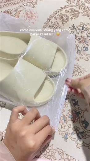 Kasut Viral dan Selipar Murah yang Selesa