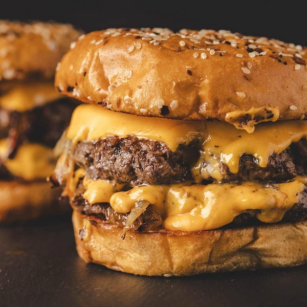 Homemade Smash Burgers [with Video] - Hey Grill Hey