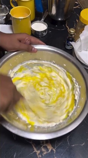 Only 4 Ingredients for the Perfect Cheesecake! 🍰✨ #easyrecipe #shorts