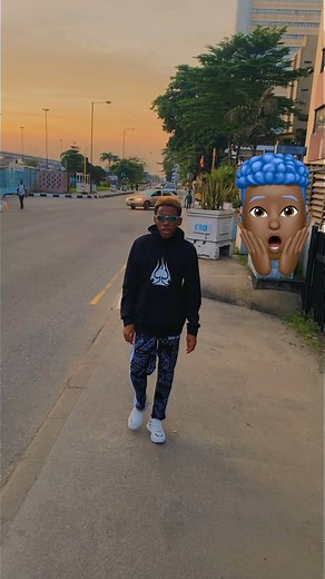 how i change my shoelace colour with magic | Babs Cardini