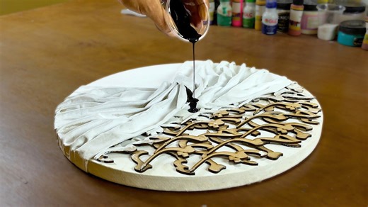 DIY Arabic calligraphy art: Create stunning mixed media wall decor