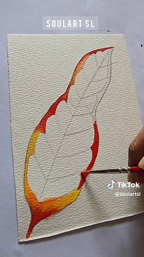 How to Color a Leaf Using Simple Techniques